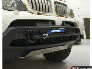 E53 Winch and Light Mount Kit