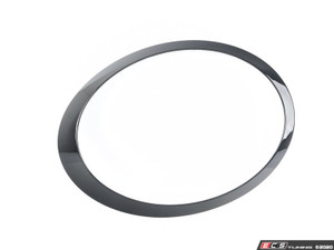 Headlight Trim Ring Jet Black - Passenger ( Right )