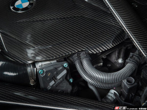 Turner Motorsport G-Chassis B58 Carbon Fiber Engine Cover - Gloss