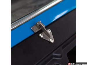 Rennline 911R Decklid Hinge