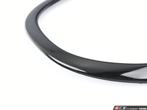 Headlight Trim Ring Black Line - Right - ES4390785