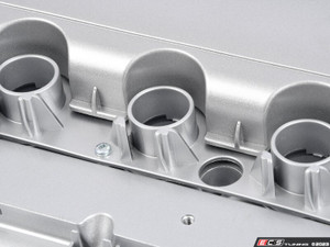 Upgraded Aluminum Valve Cover Kit - Silver - ES4726326