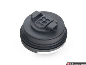 R8 Caps & Black Washer Fluid Reservoir Cap Set - ES4707624