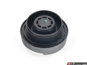 R8 Caps & Black Washer Fluid Reservoir Cap Set - ES4707624