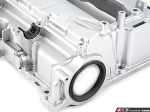 Valve Cover - Aluminum - ES4623942