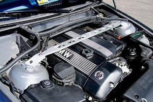 Racing Dynamics Front Strut Brace (GTR Style) - E46 BMW / 3-Series | 196.99.46.100