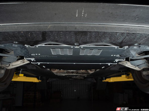 C8 RS6 / RS7 / S6 / S7 Street Shield Skid Plate | ES4840411