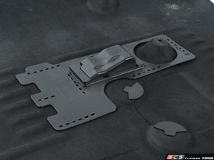 UnderHood Shield / Belly Pan And Install Hardware Kit | ES4758582