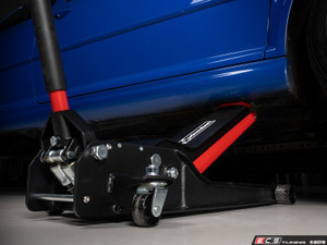 Schwaben Long Low-Profile High-Lift Floor Jack With Aluminum 3-Ton Jack Stands | ES4765656