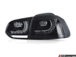 MK6 European LED Dynamic Tail Light Set - Smoked | ES4810453