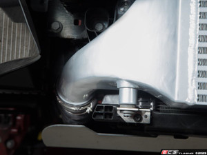 8Y RS3 Front Mount Intercooler | ES4781650