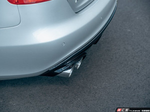 B8 A4 Pre-Facelift (09-12) S-line Rear Diffuser - Single Exit - Gloss Black | ES4701364