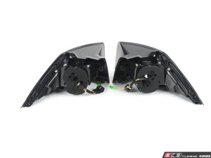 MK7.5 European LED Dynamic Tail Light Set - Smoked | ES4810537