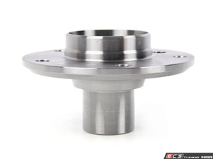 Rear wheel hub - Priced Each | ES4818105