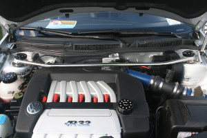 Polished Aluminum Sturt Bar - Golf/Jetta MKIV