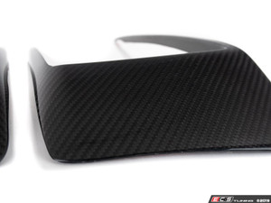 MK7 Golf R Carbon Fiber Front Bumper Grille Flare Set