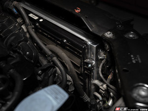 VW/Audi 2.0T TSI Performance Aluminum Radiator - With Installation Kit