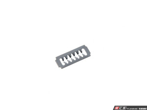 Universal Bumper Retainer Clip - Metal