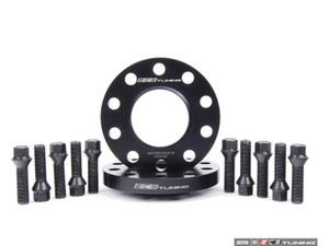 BMW 17.5mm Wheel Spacers & ECS Conical Seat Bolt Kit | ES2550798