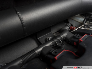 Kohlefaser Luft-Technik Intake System - With Carbon Fiber Box & Wrinkle Black Aluminum Tubes | ES3494040