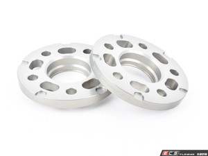 Turner Motorsport Silver Wheel Spacer & Bolt Kit - 15mm | ES3557285