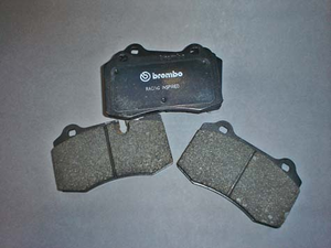 Dinan by Brembo Replacement Brake Pad Set - Rear for BMW 323i 323Ci 325i 325Ci 328i 328Ci E46