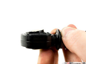 Solid Shifter Cable Bushing Upgrade Kit - Rectangle 8.5mm (F2B) - Round 8.0mm (S2s)