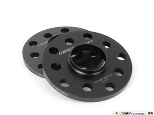 R32 Flush Kit - Black Bolts | ES2873013