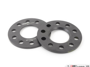ECS 8mm Wheel Spacer Kit & ECS Conical Seat Bolt Kit