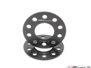 ECS 5mm Wheel Spacer Kit & ECS Conical Seat Bolt Kit