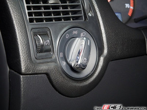 European Headlight Switch - Chrome Trim