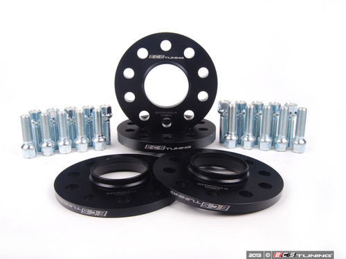 Wheel Spacer Flush Fit Kit With Polished Bolts - Aggressive