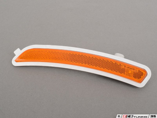 Side Light Marker - Front Right - ES4338108