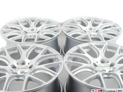 18" Style 040 Wheels - Square Set Of Four | ES3550867