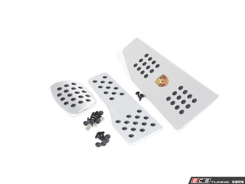 Rennline 3-Piece Rubber Grip Pedal Set - Silver/Domed Crest | ES2840351