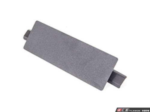 Rennline Radio Block-Off Plate | ES2840095