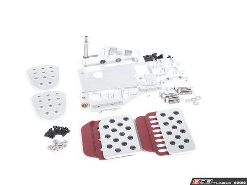3 Piece Pedal Set - Perforated - Black Pedals / Red Extensions | ES2839338