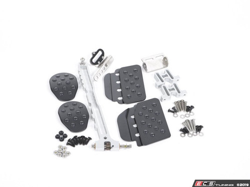 Rennline (Rev2) - 3PC Pedal Set - Rubber Grip - Black Pedals / Black Extensions