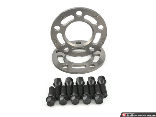 Turner Motorsport Silver Wheel Spacer & Bolt Kit - 7.5mm | ES3553207