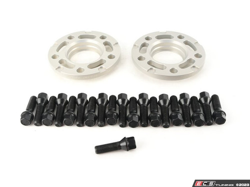 Turner Motorsport Silver Wheel Spacer & Bolt Kit - 12.5mm | ES3553282