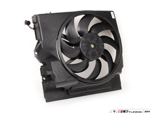 Auxiliary Fan Assembly With Shroud