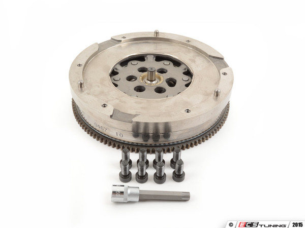 Twin Mass Flywheel - With Hardware | ES2762213