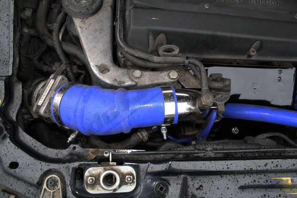 SAAB 9-5 Black Intake hose