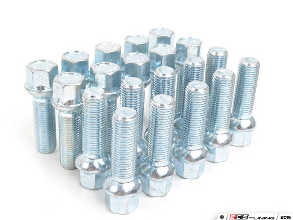 18" Wheel Spacer Flush Fit Kit - Polished Bolts