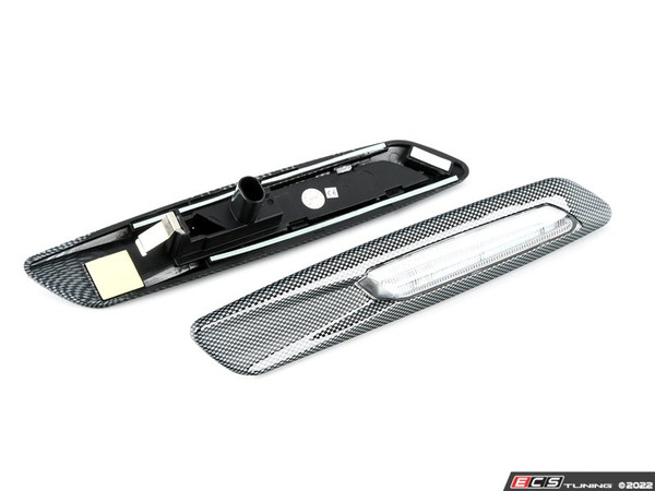 E9x/E8x ZiZa Dynamic LED Turn Signals - Clear w/Carbon Fiber Trim