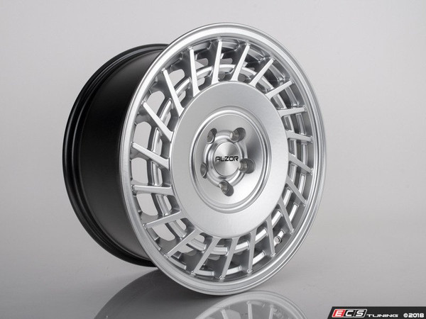 18" Style 1365 Wheel - Right (Only 1 Available)
