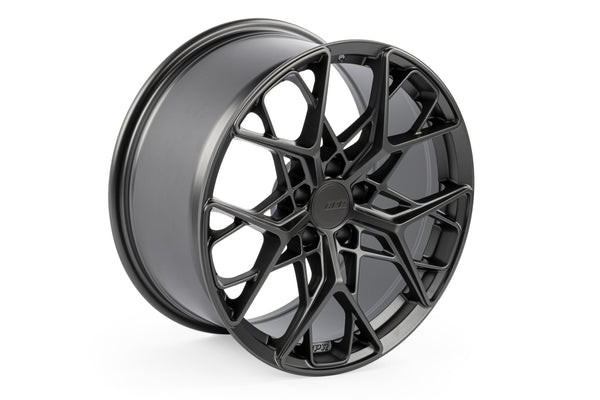 APR A02 18" 5x112 Anthracite Flow Formed Wheel | WHL00027