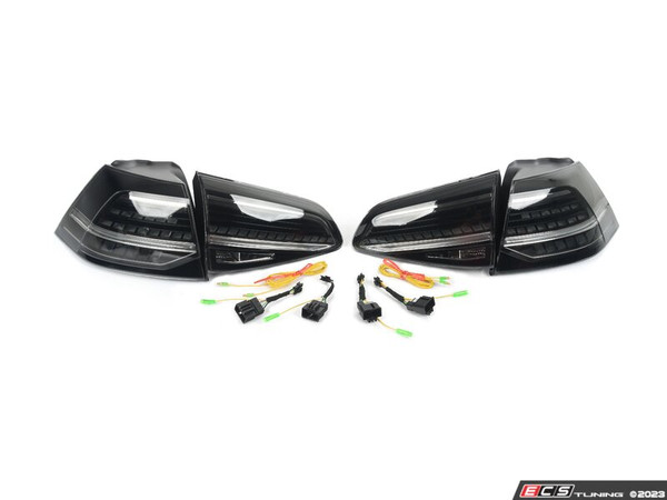 MK7.5 European LED Dynamic Tail Light Set - Smoked | ES4810537