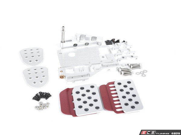 3 Piece Pedal Set - Perforated - Black Pedals / Red Extensions | ES2839338