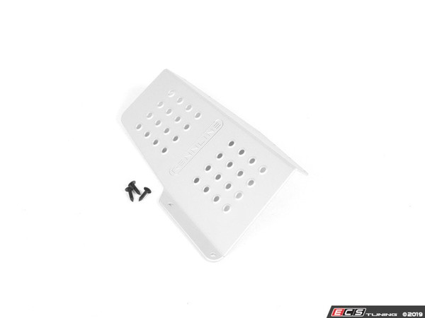 Rennline Perforated Dead Pedal - Silver | ES2840209